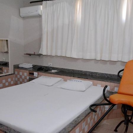 Motel Seculus Barretos Exterior foto